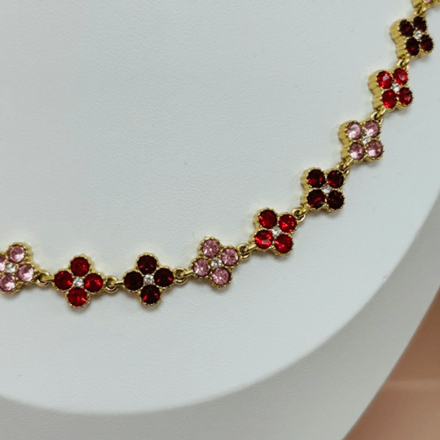 Collier Aria