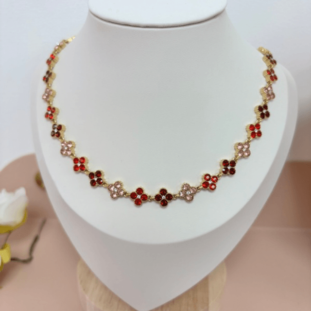 Collier Aria