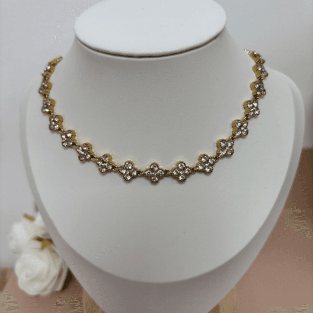 Collier Aria