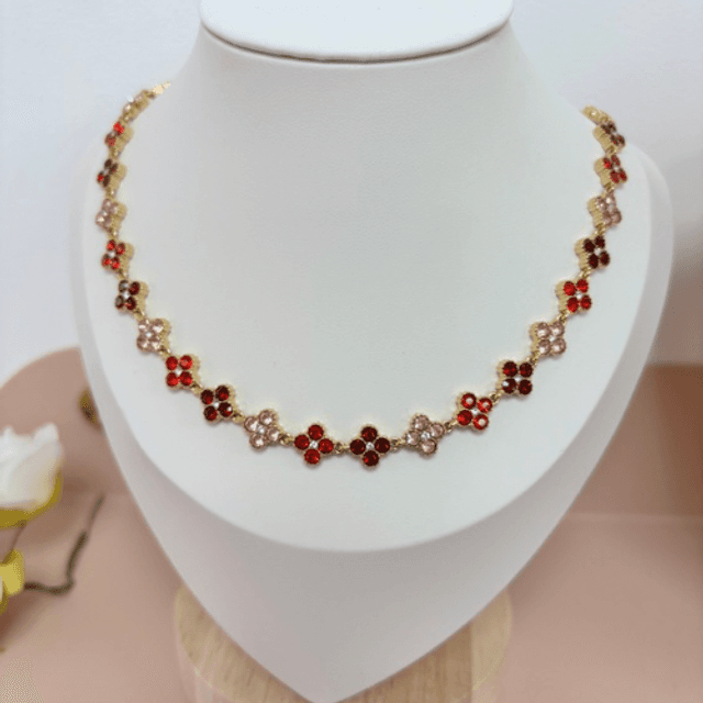 Collier Aria